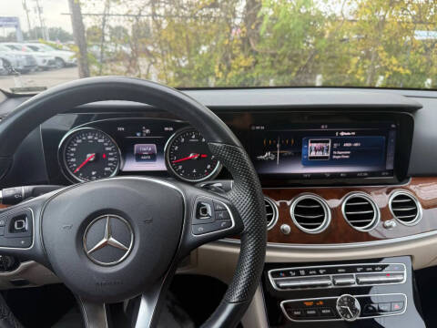 2018 Mercedes-Benz E-Class E 300