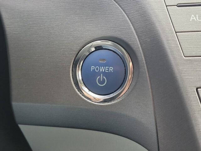 2012 Toyota Prius Three