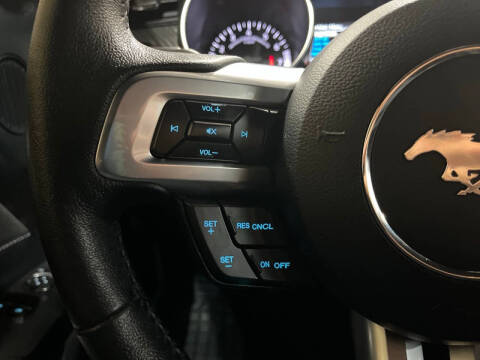 2022 Ford Mustang EcoBoost