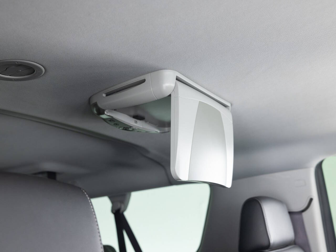 Used Car 2017 Chevrolet Suburban  Premier 4x4 4dr Suv For Sale Under $30,000 In Coal City, Illinois