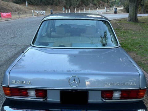 1983 Mercedes-Benz 300-Class