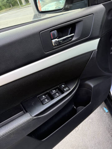 2013 Subaru Outback 2.5i