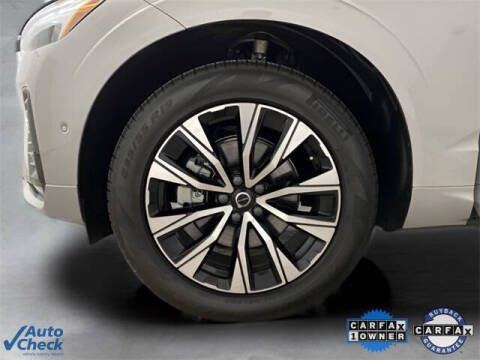 2025 Volvo XC60 B5 Plus Dark Theme