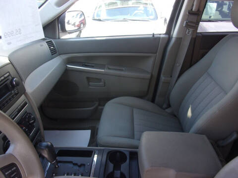 2005 Jeep Grand Cherokee Laredo