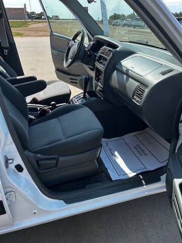 2004 Chevrolet Tracker