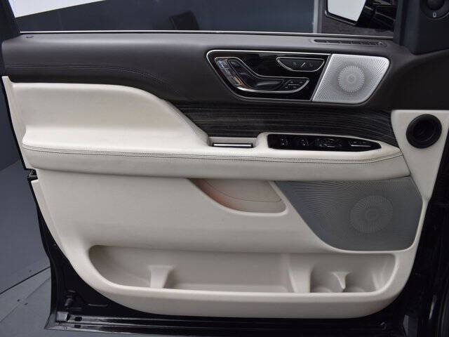 2023 Lincoln Navigator L Black Label