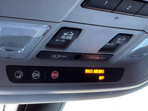 2017 GMC Acadia SLE-2