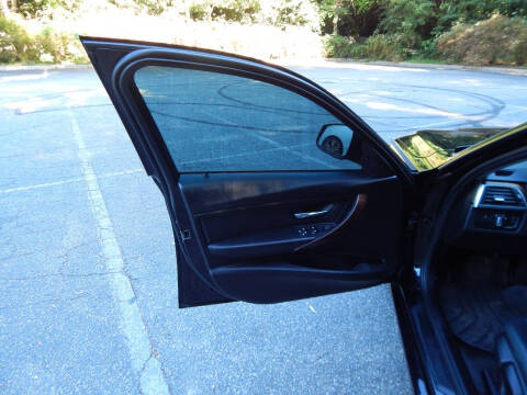 2018 BMW 3 Series 320i