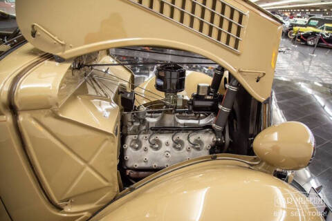1935 Ford Model 48