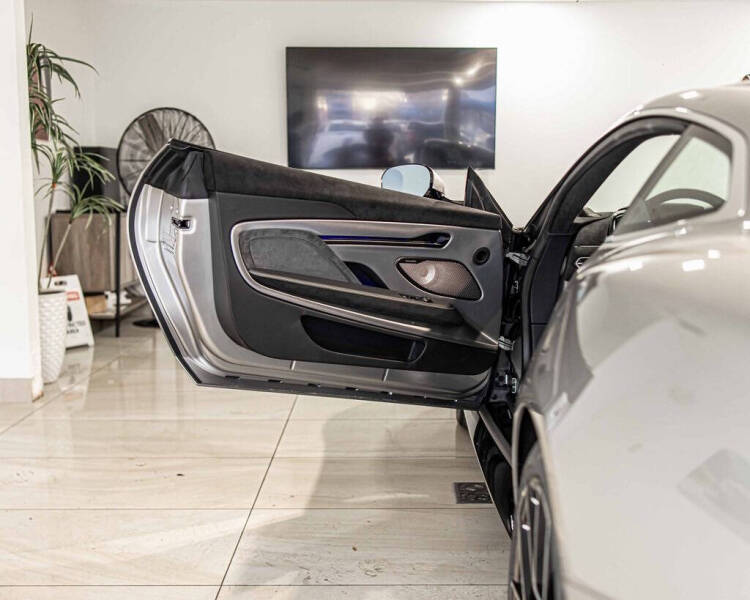 2026 Aston Martin Vanquish