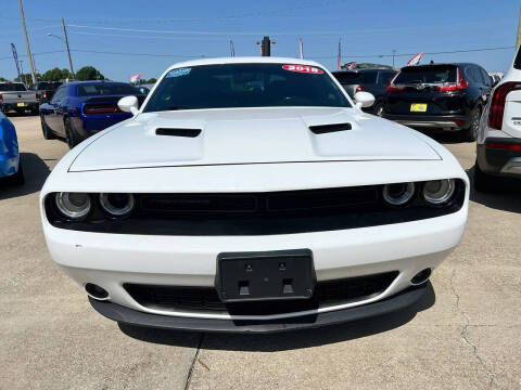 2018 Dodge Challenger SXT Plus
