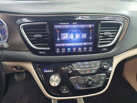 2019 Chrysler Pacifica Touring L Plus