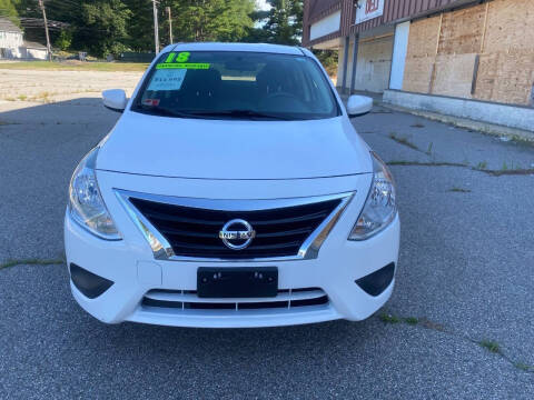 2018 Nissan Versa SV