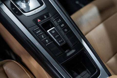 2019 Porsche 911 Carrera 4