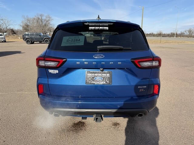2023 Ford Escape ST-Line Elite