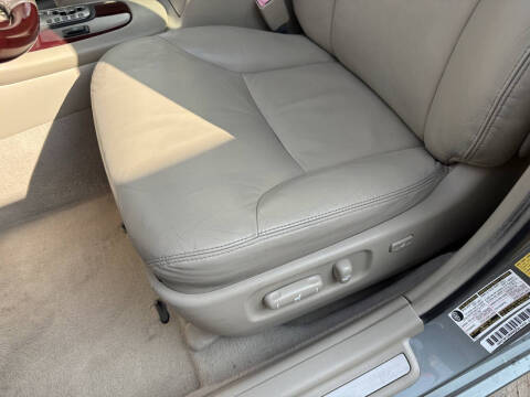 2004 Lexus ES 330