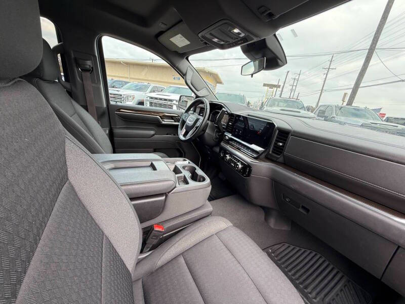 2023 GMC Sierra 1500 Elevation Standard