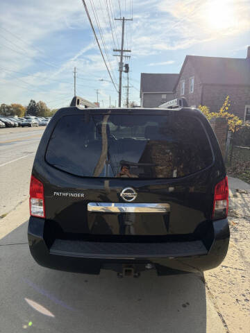 2012 Nissan Pathfinder LE