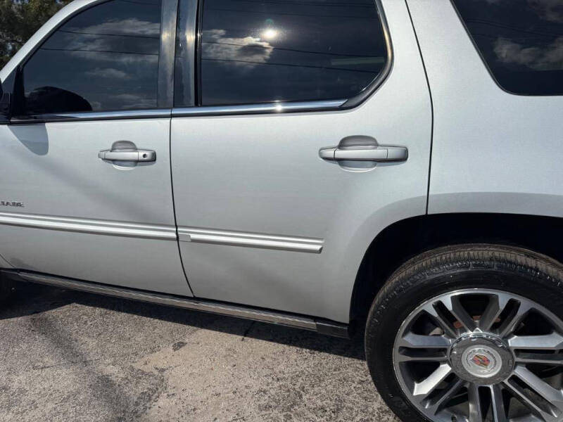 2012 Cadillac Escalade Premium