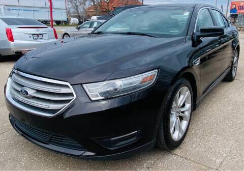 2013 Ford Taurus for sale at MIDWEST MOTORSPORTS in Rock Island IL