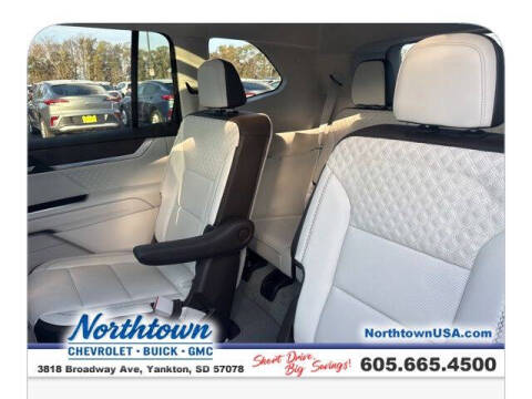 2025 GMC Acadia Denali