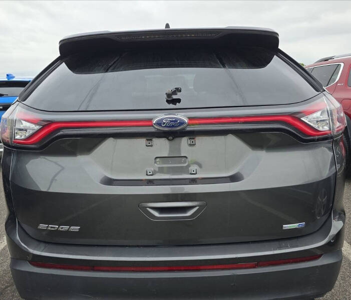2016 Ford Edge SE