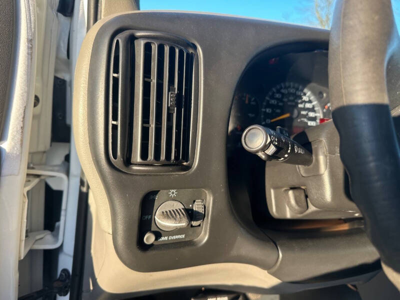 2001 Chevrolet Express 3500