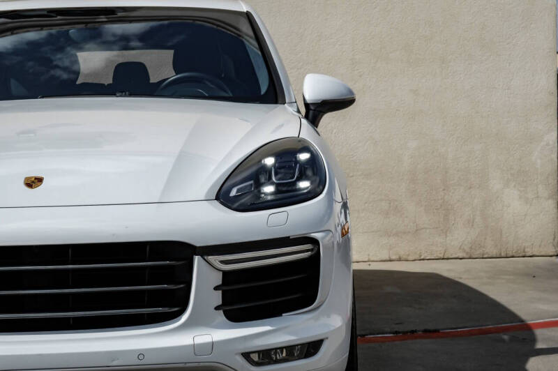 2015 Porsche Cayenne Turbo