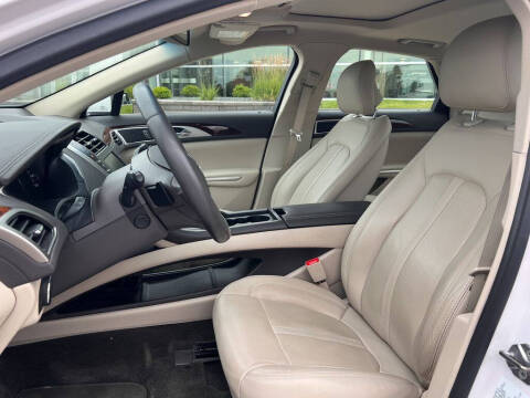 2016 Lincoln MKZ