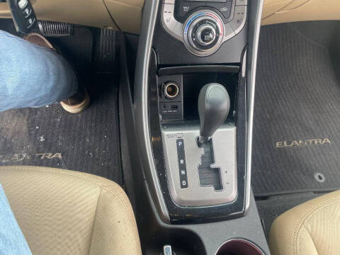 2013 Hyundai Elantra GLS