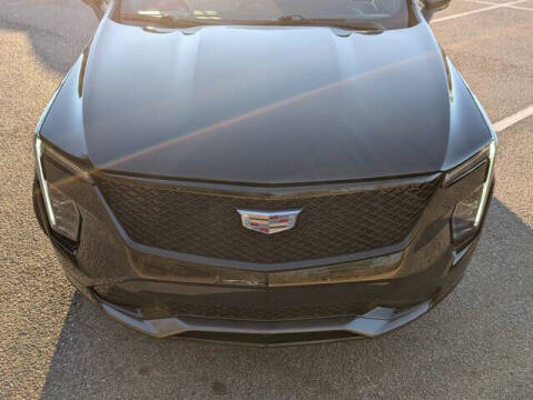 2024 Cadillac XT4 Sport