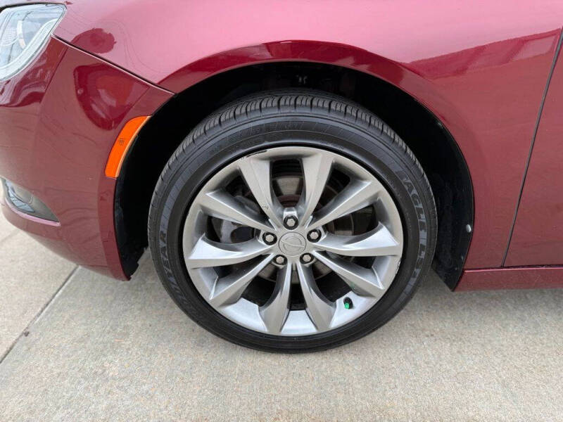 2016 Chrysler 200 S