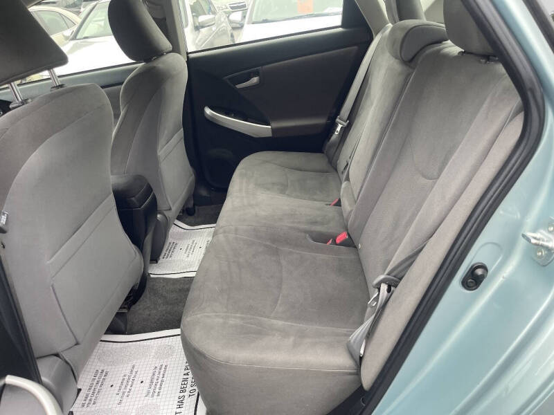 2013 Toyota Prius One