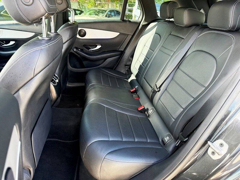 2021 Mercedes-Benz GLC GLC 300 4MATIC