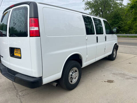 2019 Chevrolet Express 2500