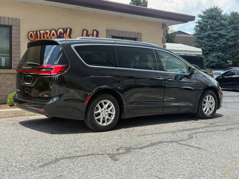 2021 Chrysler Pacifica Touring L