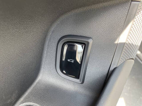 2024 Cadillac LYRIQ Sport 1