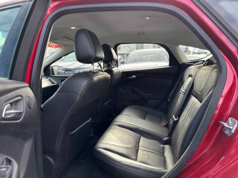 2012 Ford Focus SEL