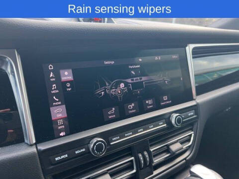 2021 Porsche Macan S