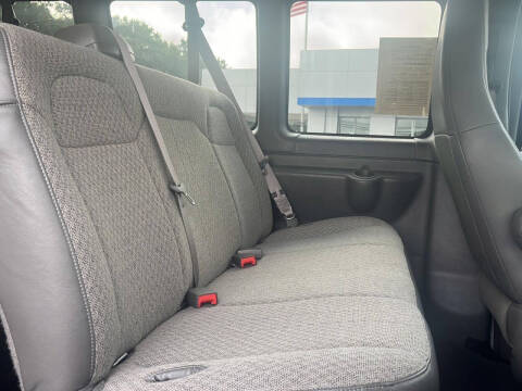 2024 Chevrolet Express LS 3500