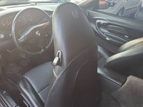 2001 Porsche 911 Carrera