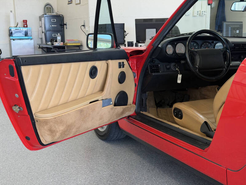 1991 Porsche 911 Carrera 2