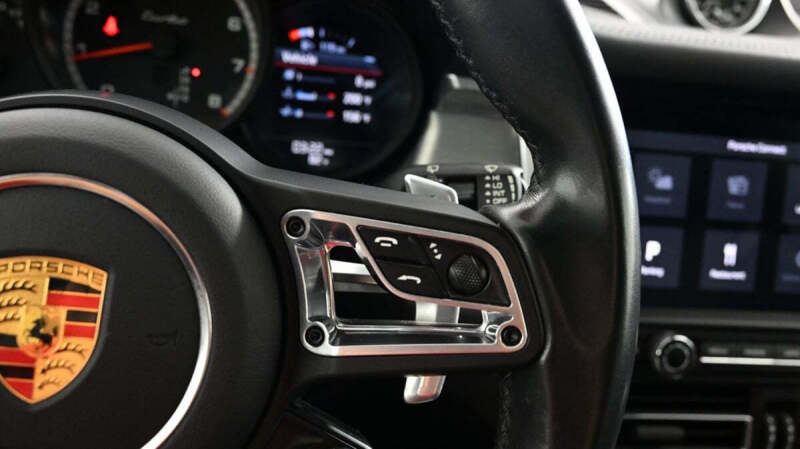 2021 Porsche Macan Turbo