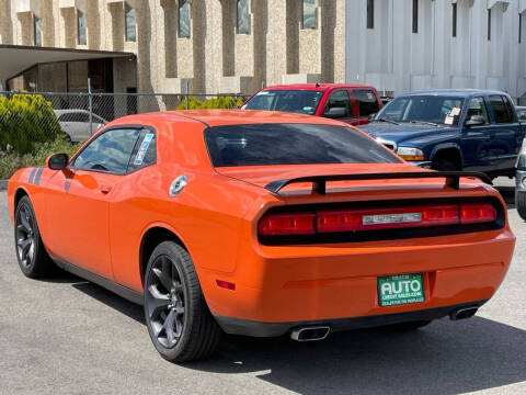 2013 Dodge Challenger SXT
