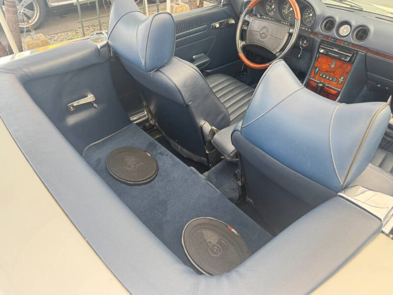 1986 Mercedes-Benz 560-Class 560 SL