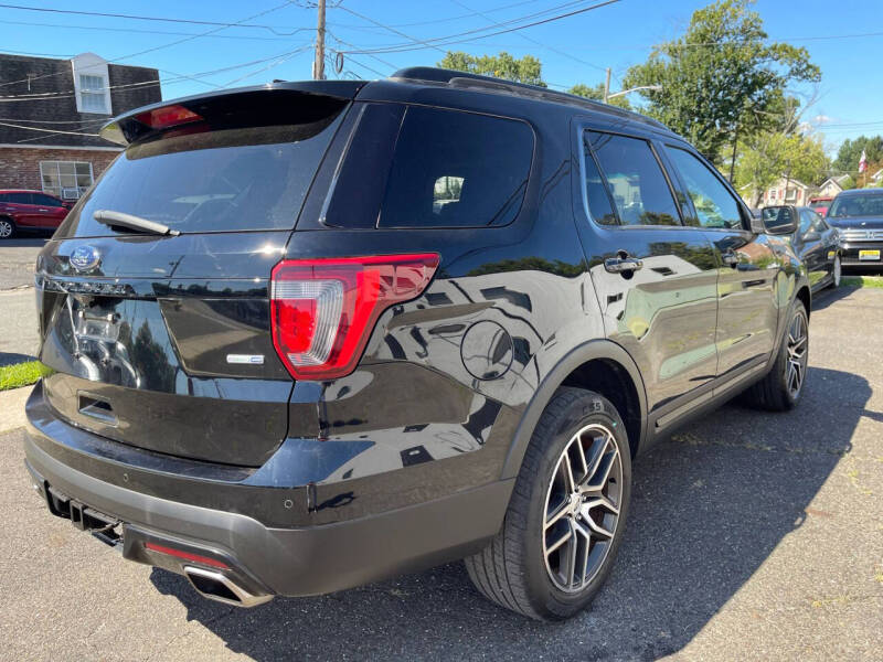 2016 Ford Explorer Sport
