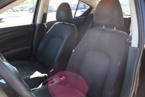 2018 Nissan Versa SV