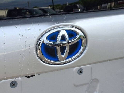 2022 Toyota Prius LE