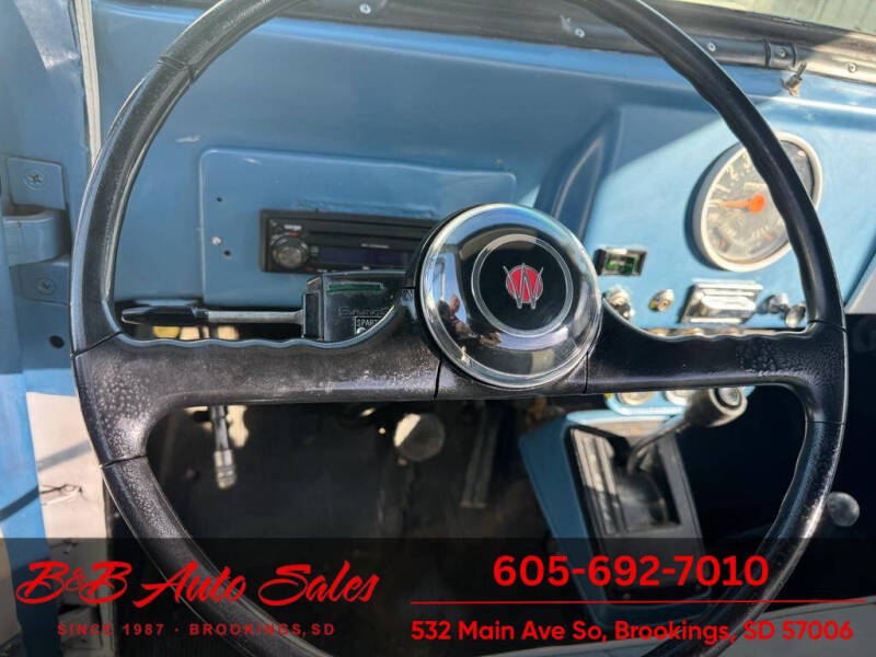 1962 Willys Jeep Pickup