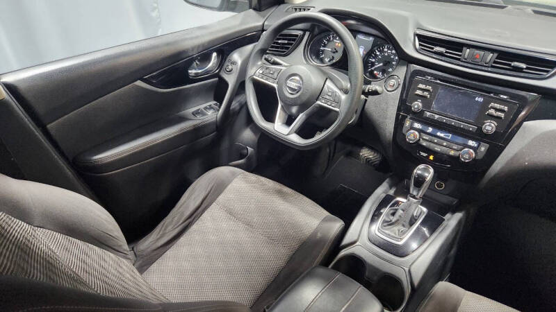 2018 Nissan Rogue Sport SV